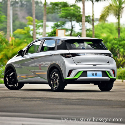 VEICOLO ELETTRICO 4 Four Wheels BYD Dolphin EV 2021 2022 405 km Edizione libera auto elettrica pura realizzata in China Byd Dolphin EV Auto